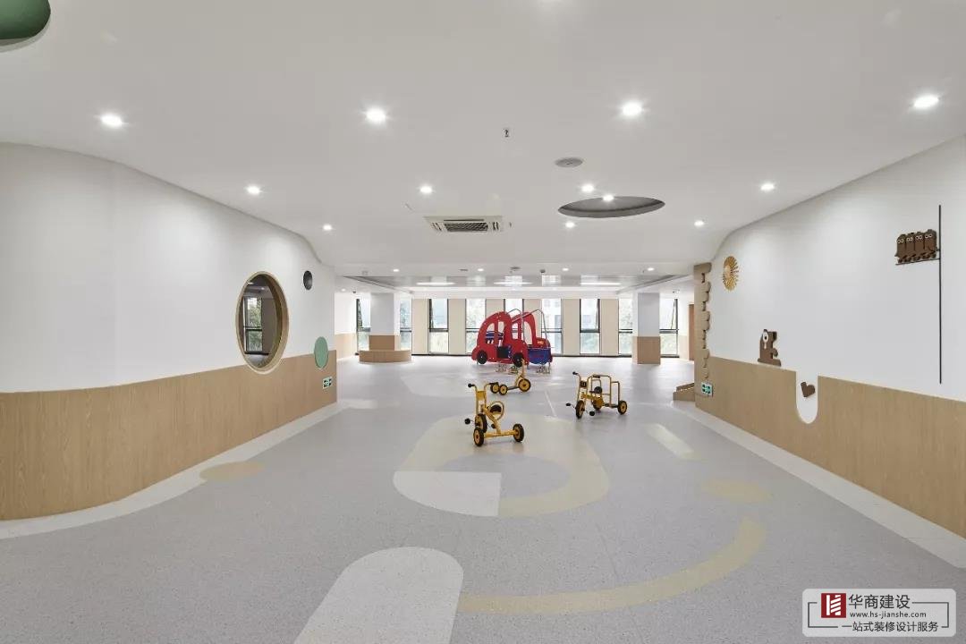 看完這些走心的幼兒園設(shè)計(jì)，感覺(jué)自己過(guò)了一個(gè)假的童年！